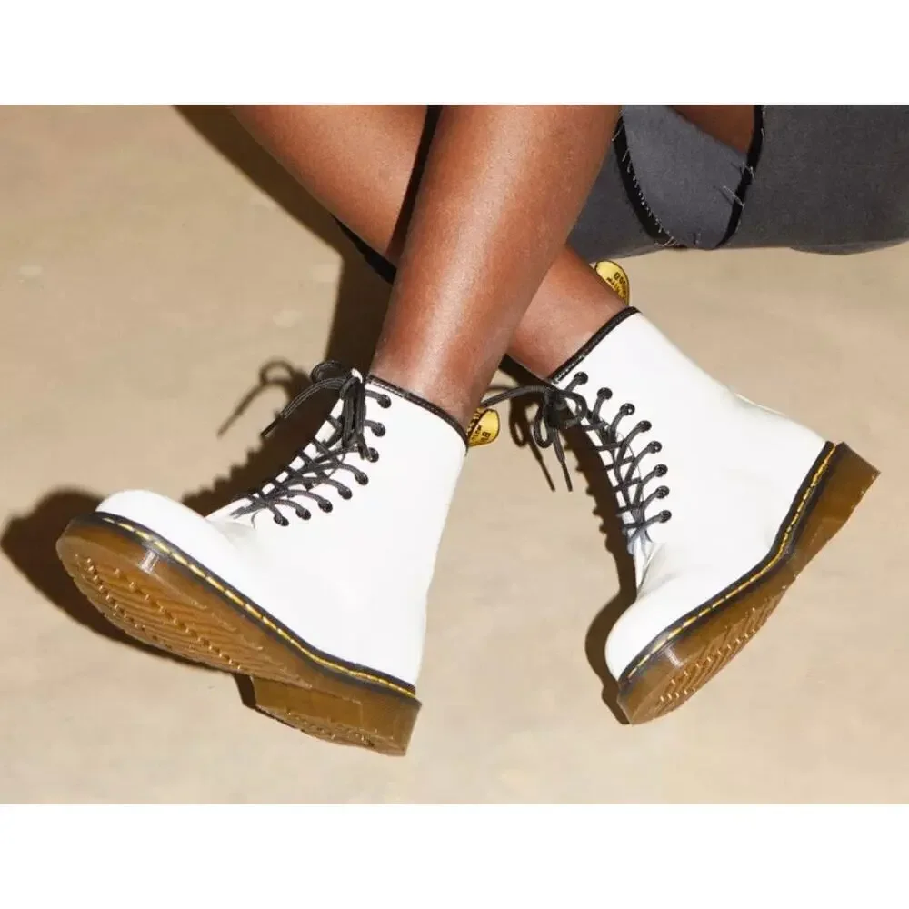 Dr. Martens 1460 Smooth Leather Lace Up Boots In White Size 9